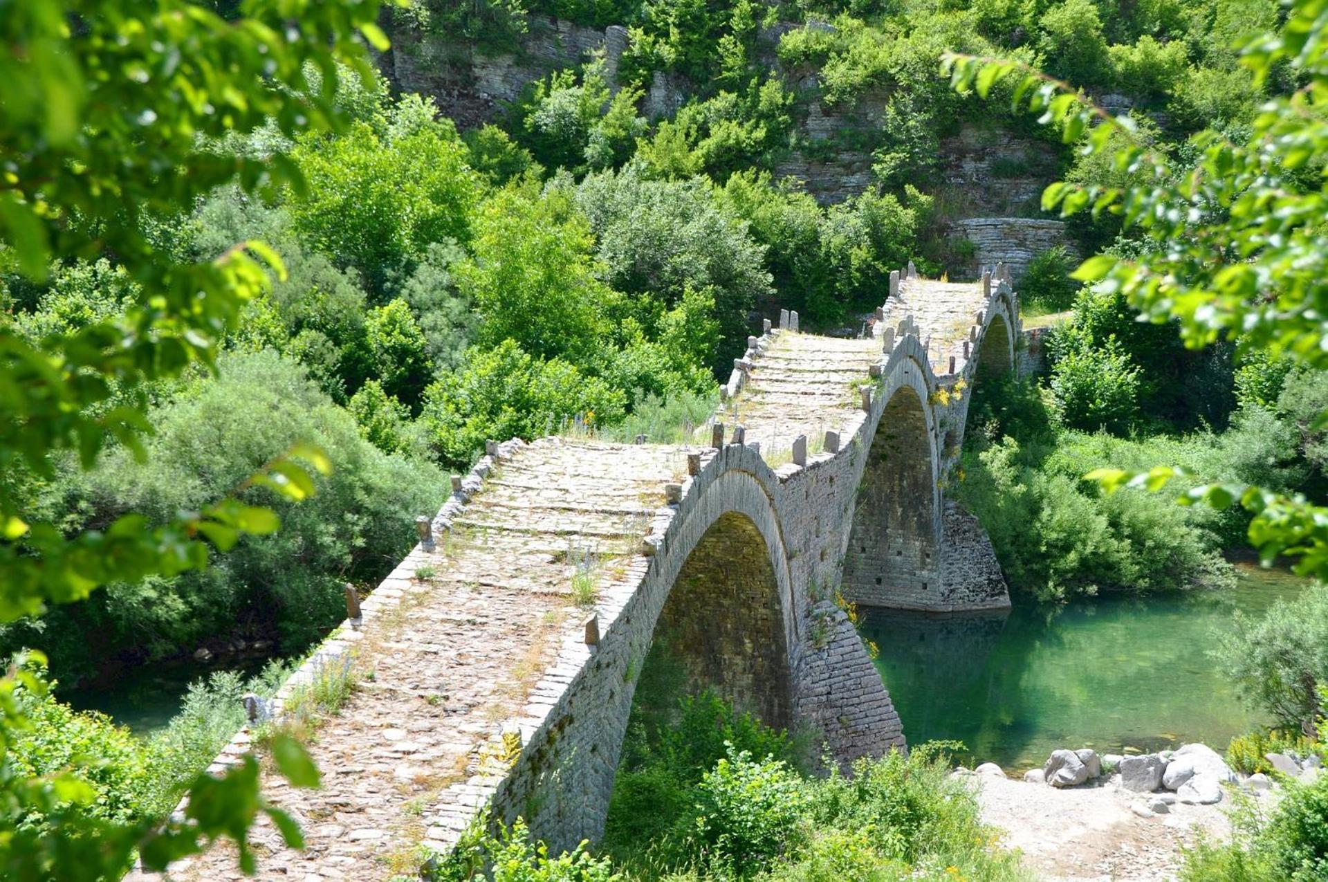 "Apeiros Chora" Hotel, Zagori Kato Pedina Buitenkant foto