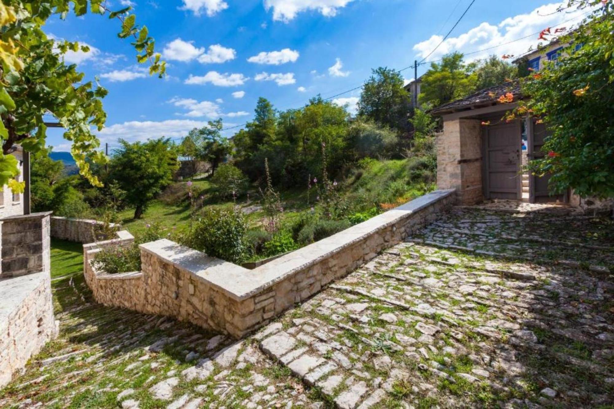 "Apeiros Chora" Hotel, Zagori Kato Pedina Buitenkant foto